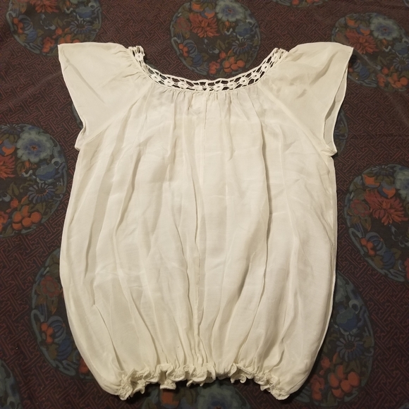 NEW Max Studio White Silk Top - Picture 3 of 6